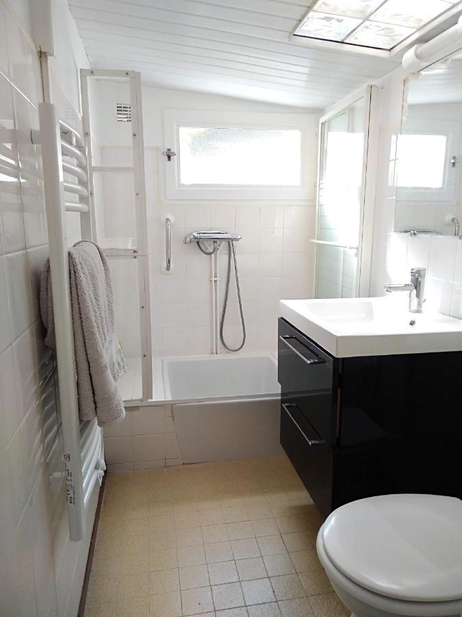 Maison Boisvinet Saint-Gilles-Croix-De-Vie, 4-5 P, Belle Cour Interieure, 200M Plage エクステリア 写真