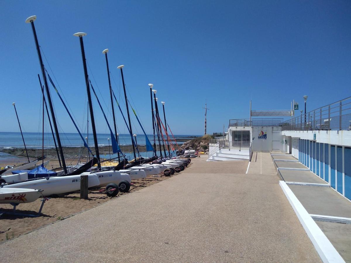 Maison Boisvinet Saint-Gilles-Croix-De-Vie, 4-5 P, Belle Cour Interieure, 200M Plage エクステリア 写真