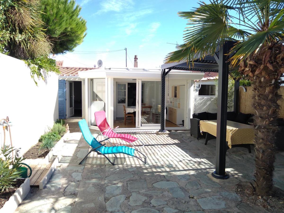 Maison Boisvinet Saint-Gilles-Croix-De-Vie, 4-5 P, Belle Cour Interieure, 200M Plage エクステリア 写真