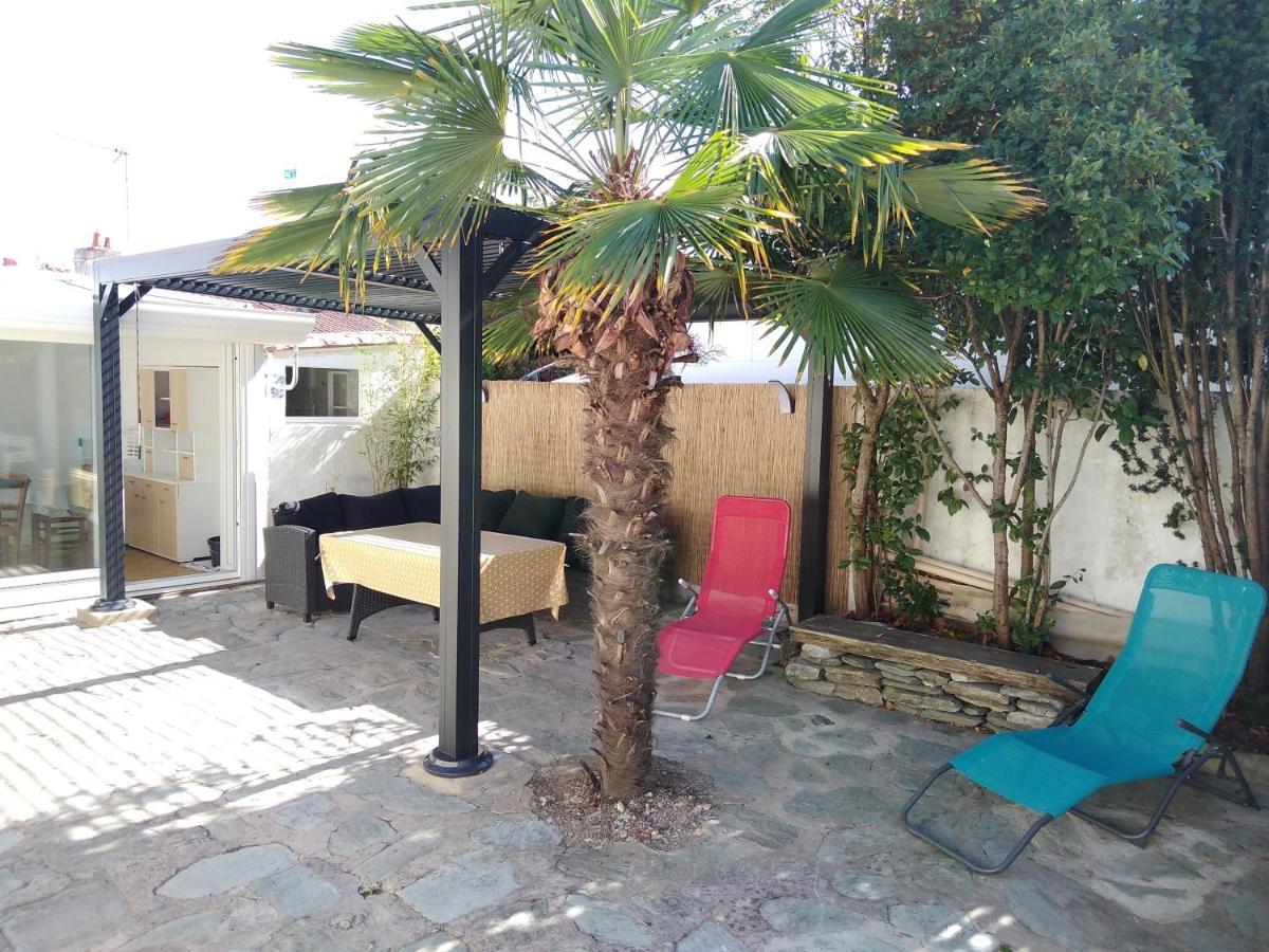 Maison Boisvinet Saint-Gilles-Croix-De-Vie, 4-5 P, Belle Cour Interieure, 200M Plage エクステリア 写真